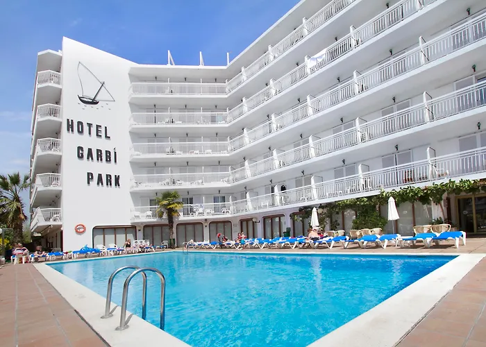 Hotel Garbi Park & Aquasplash